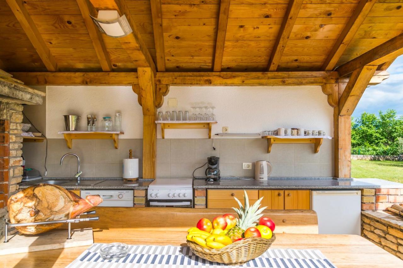 Villa Daja - Adriatic Luxury Villas Oklaj Eksteriør bilde